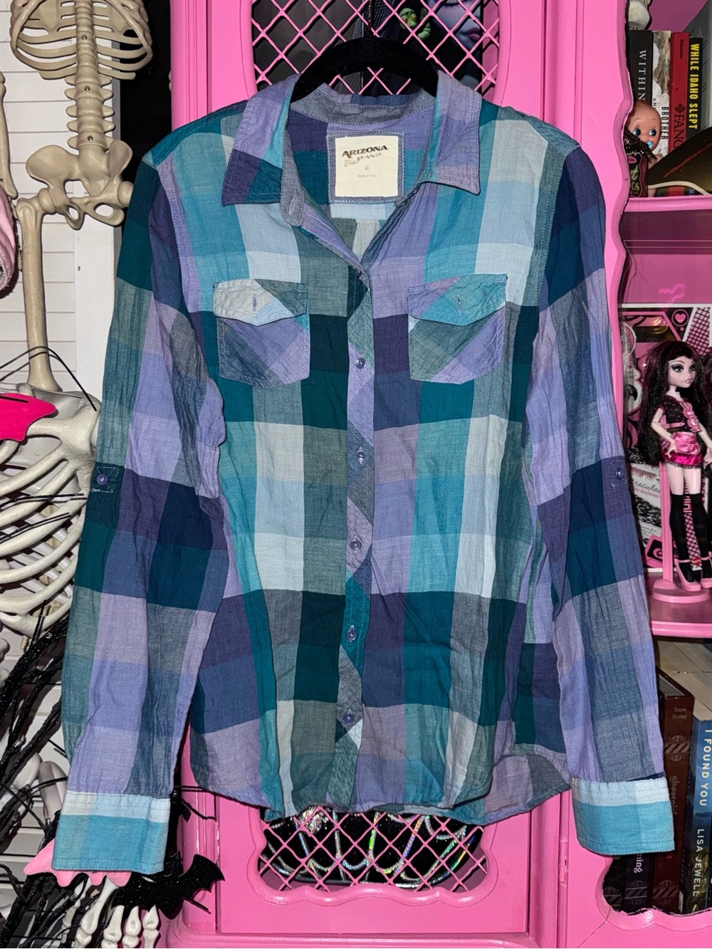 VTG Arizona plaid button up top size medium